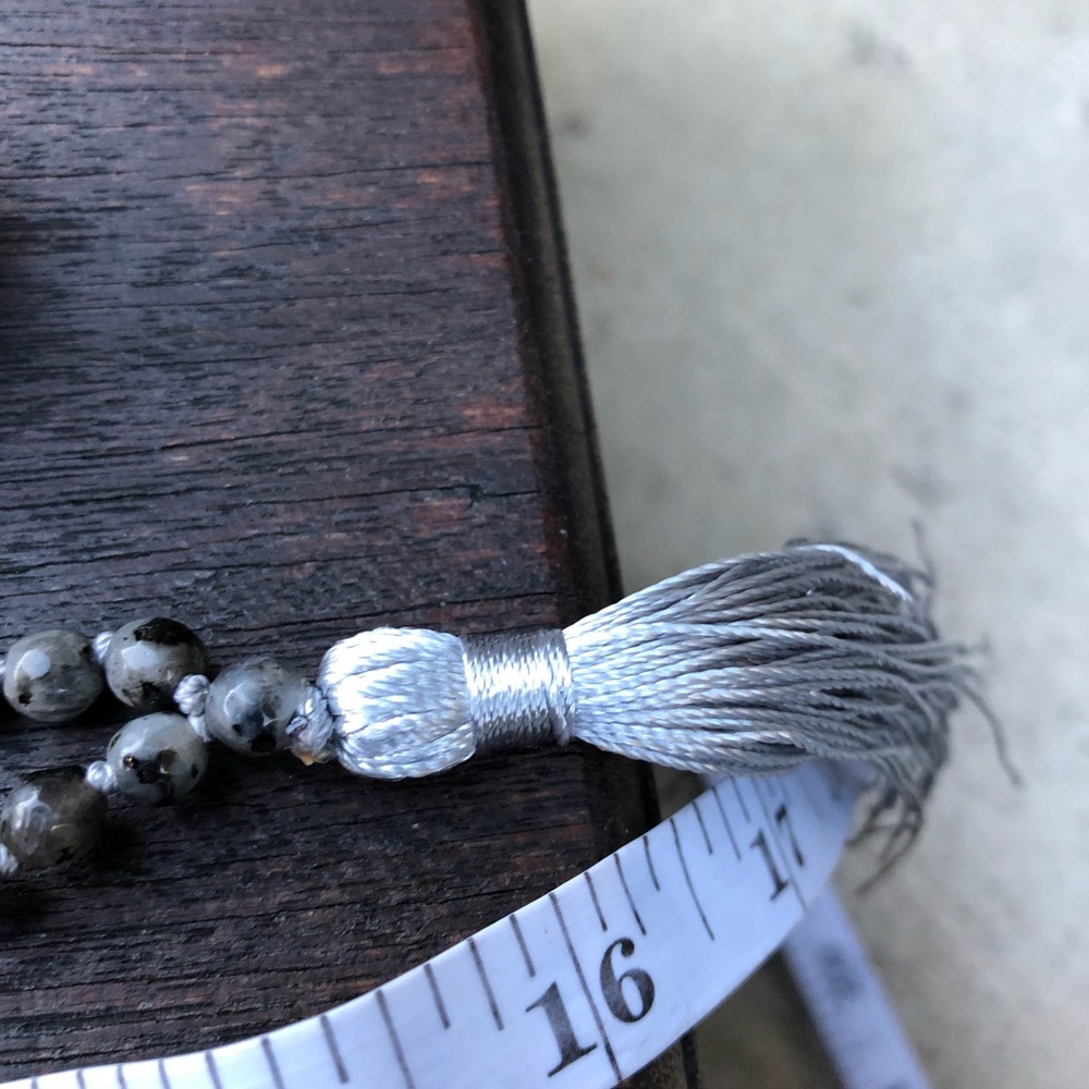 🎉HP🎉✨HAND TIED LABRADORITE MALA NECKLACE✨6mm - Picture 6 of 8